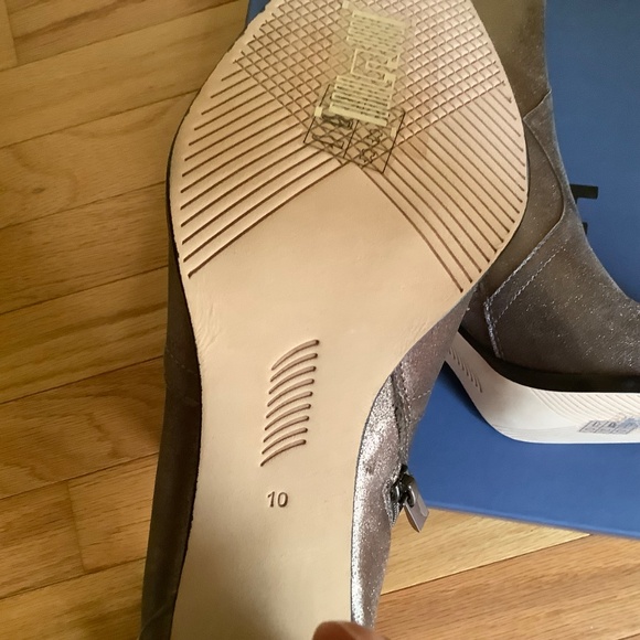 PAIGE Pilar Pointed Toe Heeled Bootie Gunmetal SZ 10 - Picture 13 of 16